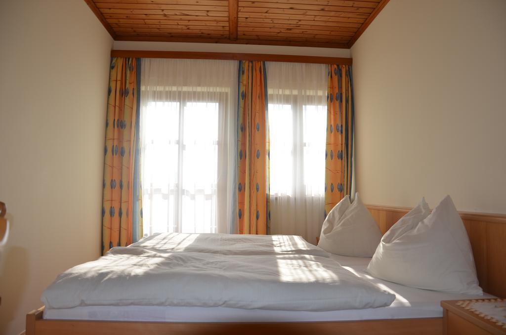 Urlaub Am Kraeutlhof In Mariapfarr Apartment Room photo